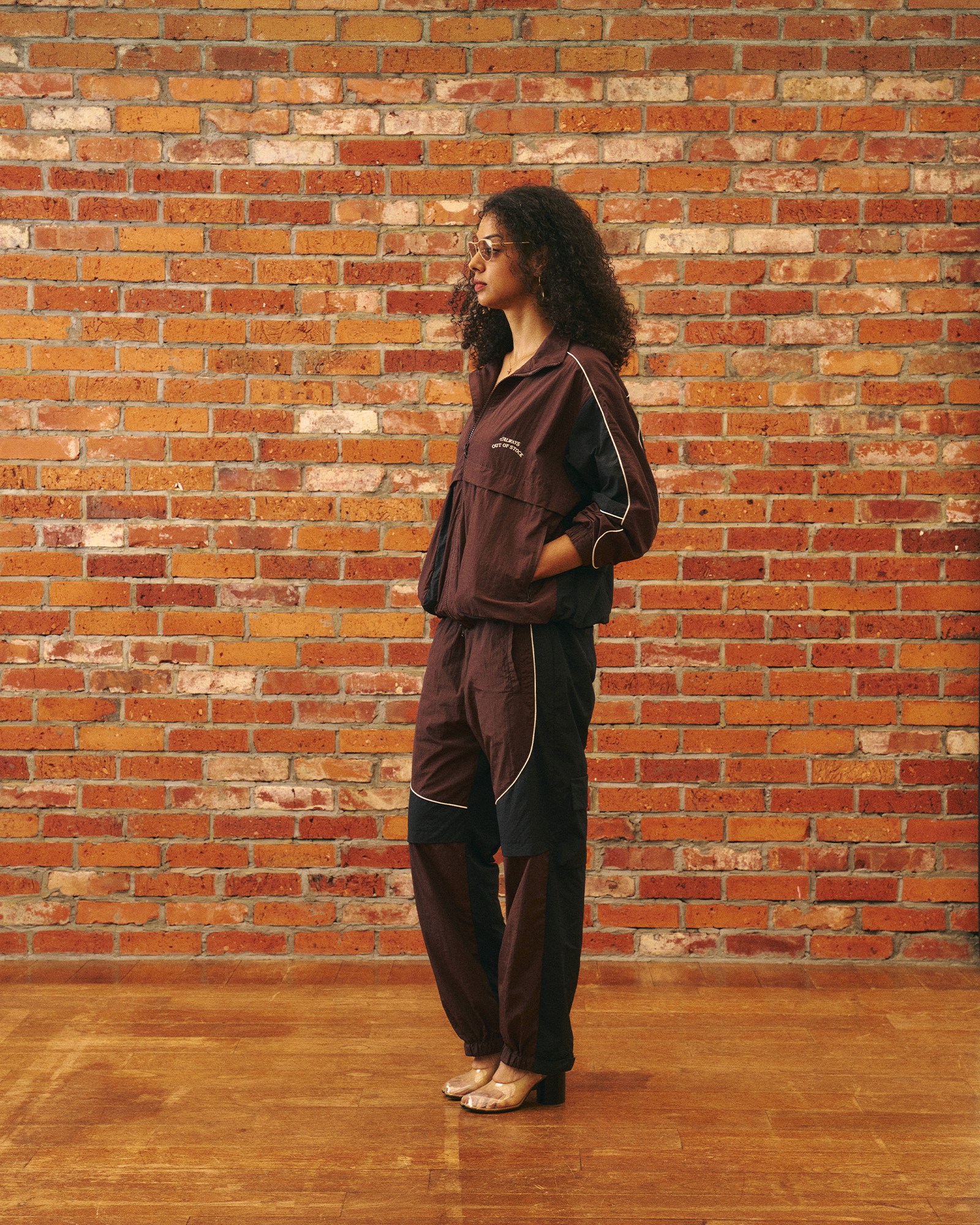 ALWAYS OUT OF STOCK・オールウェイズ アウト オブ ストック - ジャケット UMBRO SHELL JACKET / BROWN