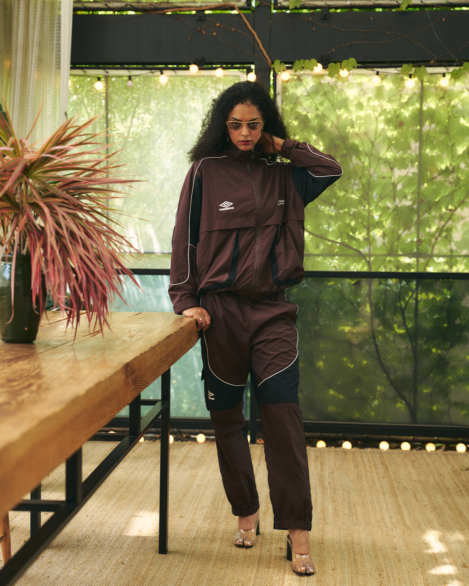 ALWAYS OUT OF STOCK・オールウェイズ アウト オブ ストック - ジャケット UMBRO SHELL JACKET / BROWN