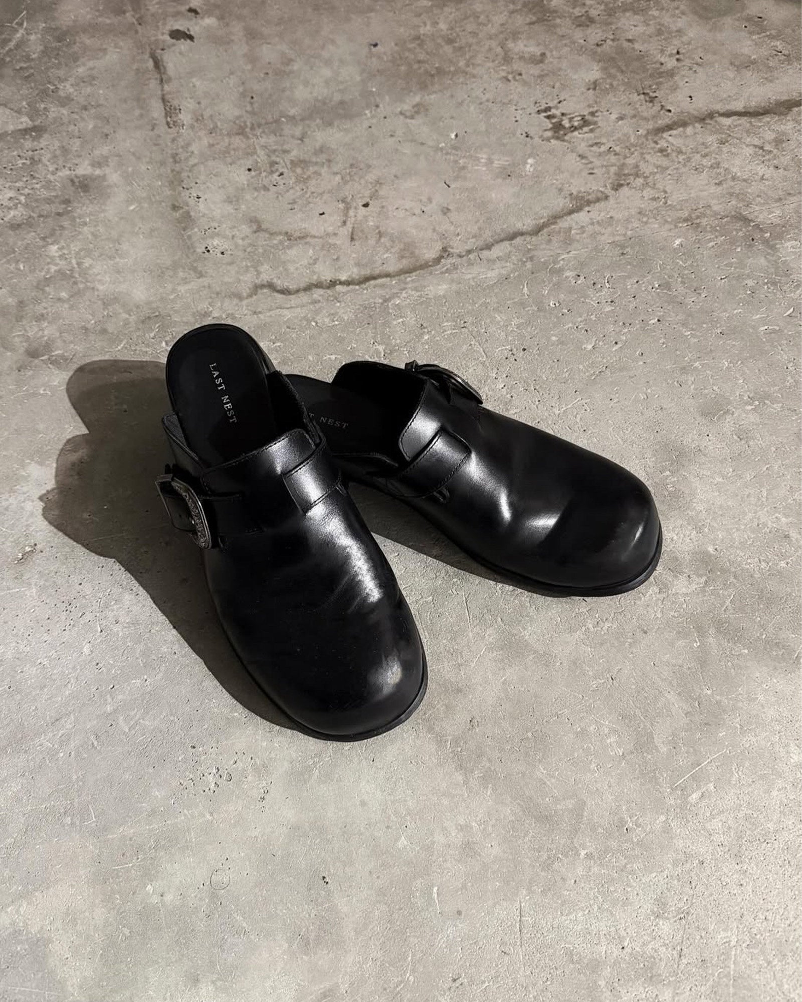 LAST NEST・last nest -  MULE / BLACK