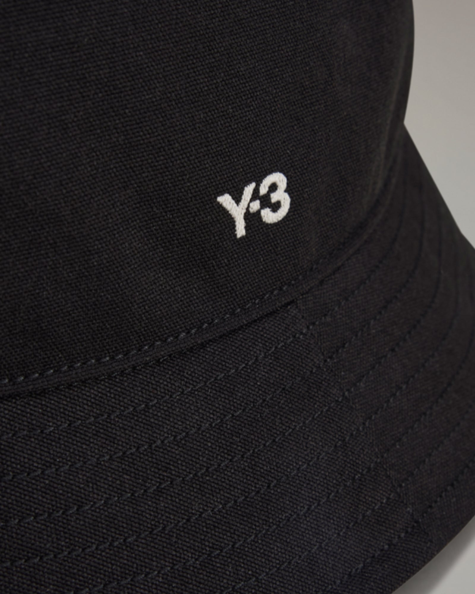 Y-3 × Y-3 BUCKET HAT / BLACK